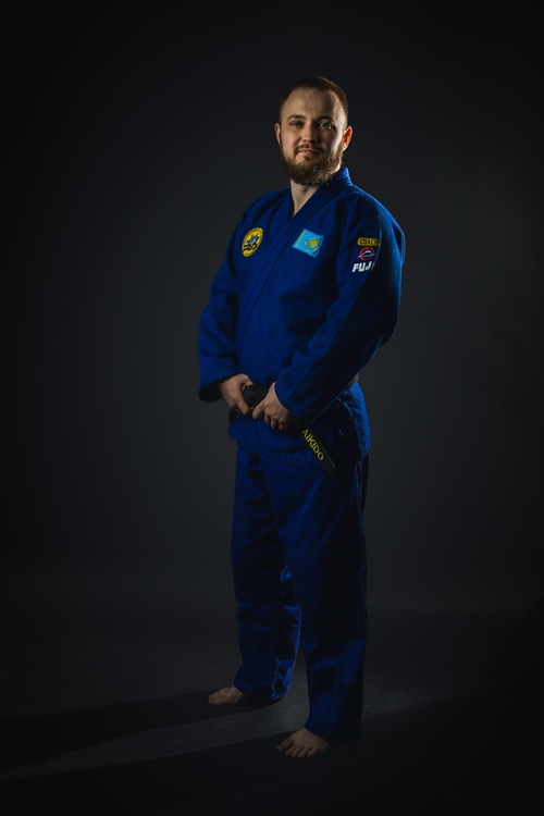 Тренер Яшков Егор